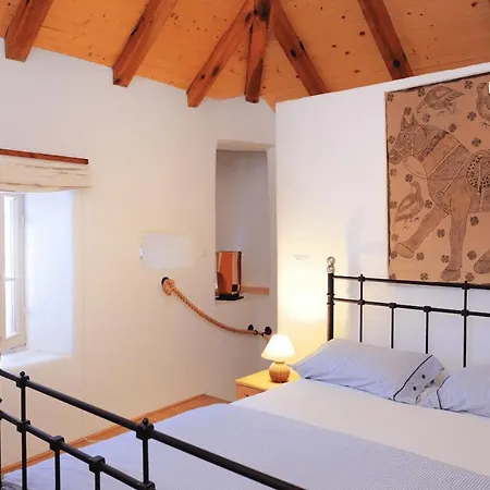 Kastel Spanic Holiday home Cara