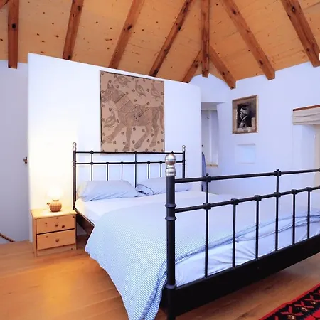 Holiday home Kastel Spanic